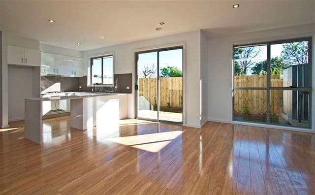 115 Waiora Road, HEIDELBERG HEIGHTS VIC 3081, Heidelberg Heights - Thumbnail 3