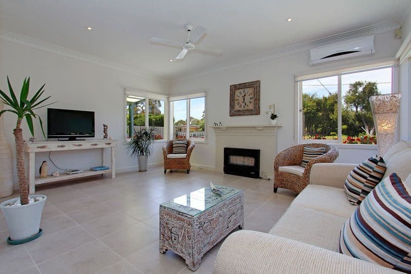 54 Hayes Avenue, ROSEBUD VIC 3939, Rosebud - Thumbnail 2