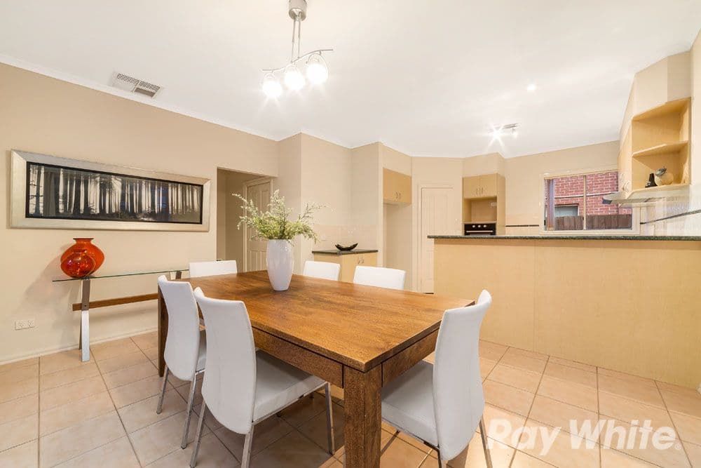 65 The Lakes Boulevard, South Morang VIC 3752, South Morang - Thumbnail 3