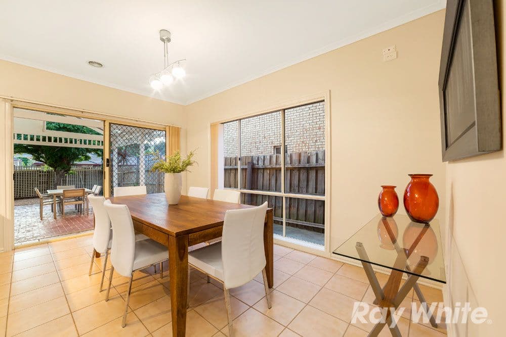 65 The Lakes Boulevard, South Morang VIC 3752, South Morang - Thumbnail 4