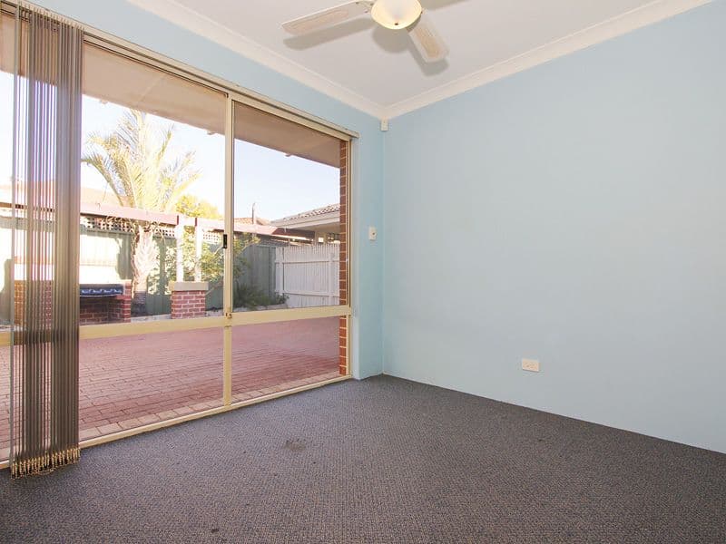 16 Terra Close, BALLAJURA WA 6066, Ballajura - Thumbnail 2
