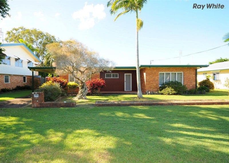 92 Corfield Street, POINT VERNON QLD 4655, Point Vernon - Thumbnail 4