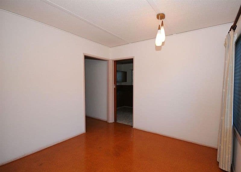 92 Corfield Street, POINT VERNON QLD 4655, Point Vernon - Thumbnail 8