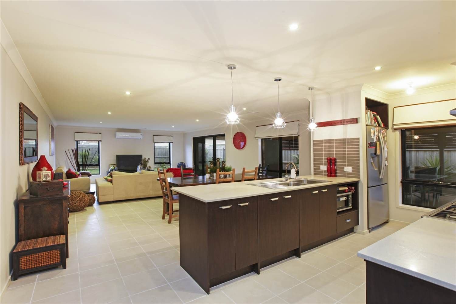 130 Rossack Drive, WAURN PONDS VIC 3216, Waurn Ponds - Thumbnail 2