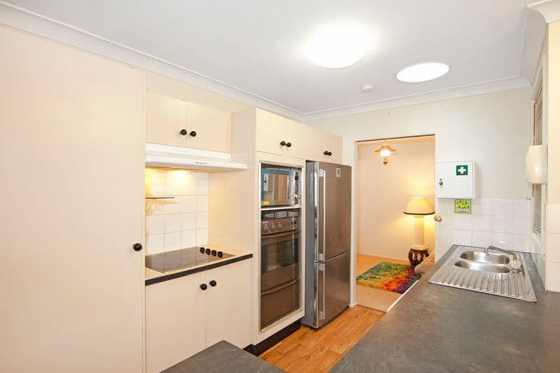3 Vales Road, MANNERING PARK NSW 2259, Mannering Park - Thumbnail 2