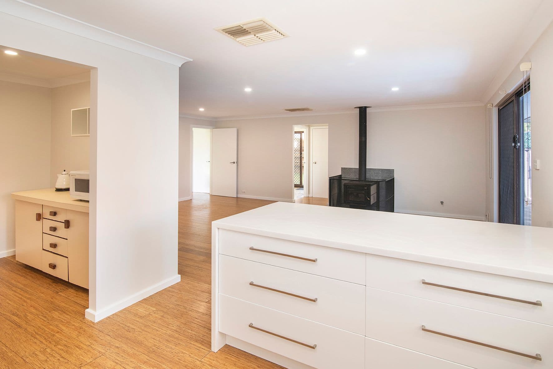 16 Donald Way, Geographe WA 6280, Geographe - Thumbnail 4