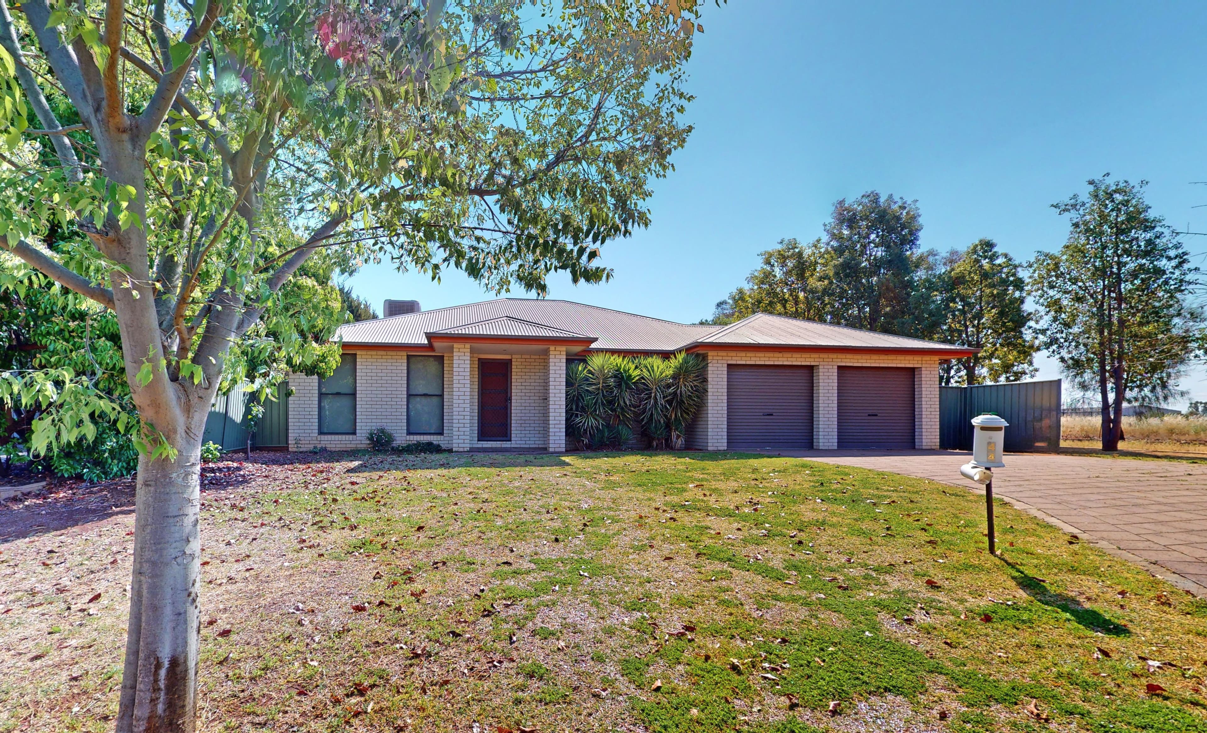 44 Shoalhaven Parkway, Dubbo NSW 2830, Dubbo - Image 1
