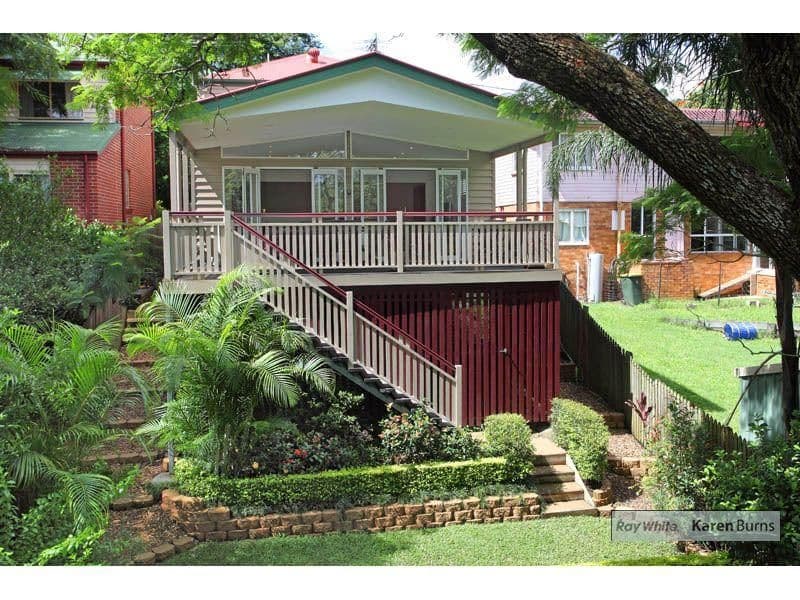 33 Burns Parade, CHAPEL HILL QLD 4069, Chapel Hill - Thumbnail 2