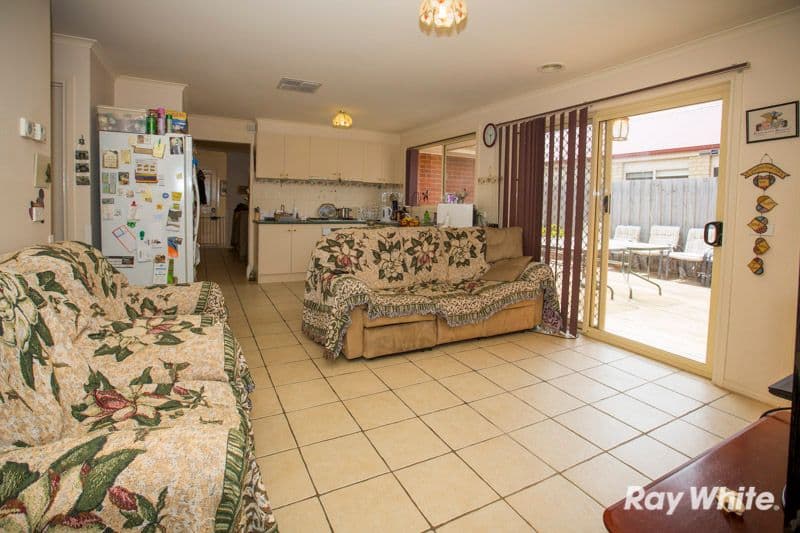16 Acre Court, PAKENHAM VIC 3810, Pakenham - Thumbnail 3