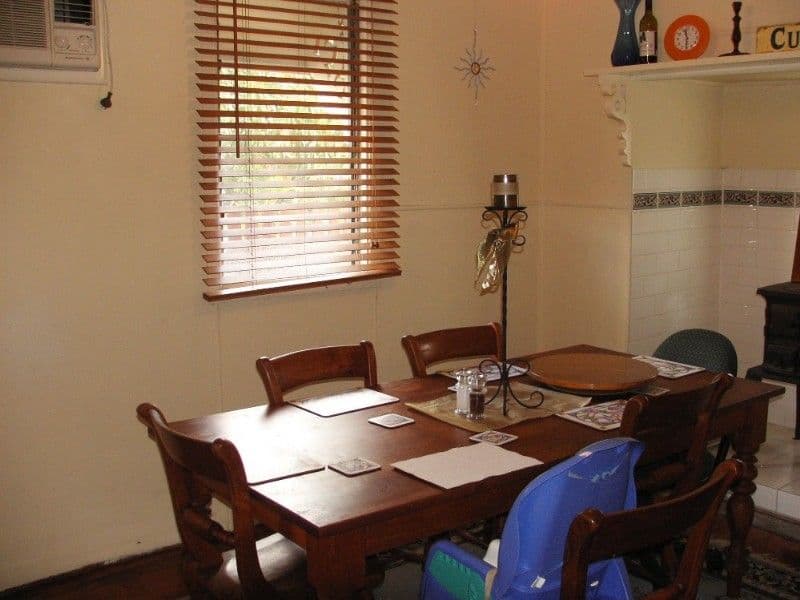 224 Denham Street, THE RANGE QLD 4700, The Range - Thumbnail 4