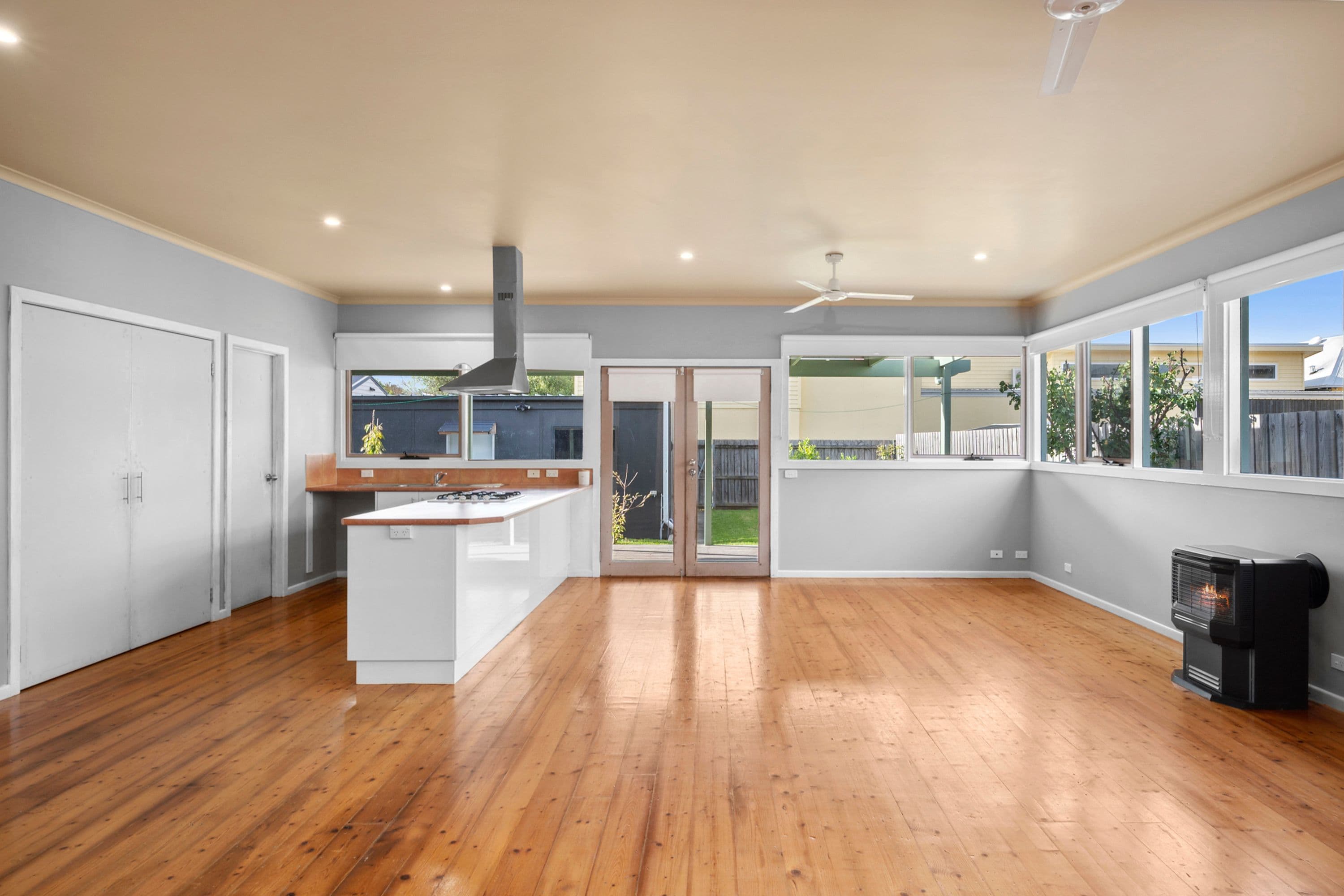 207 Kilgour Street, East Geelong VIC 3219, East Geelong - Thumbnail 2