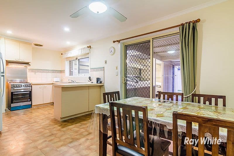44 Lawless Drive, Cranbourne North VIC 3977, Cranbourne North - Thumbnail 4