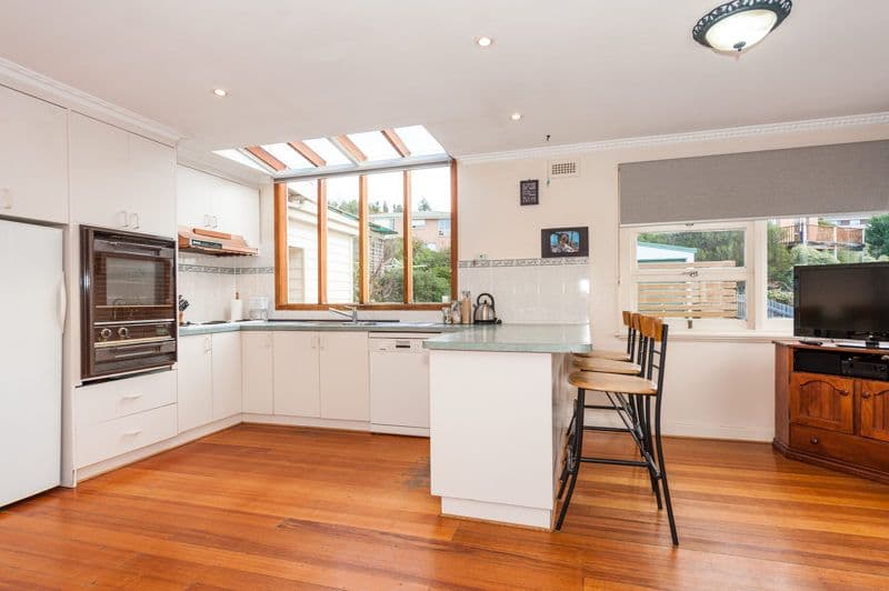 78 Gordons Hill Road, LINDISFARNE TAS 7015, Lindisfarne - Thumbnail 4