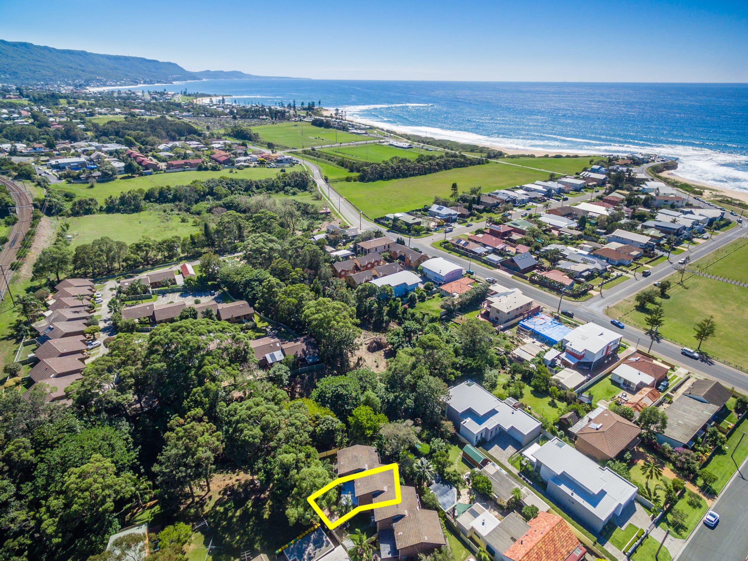 8 Kiandra Road, Woonona NSW 2517, Woonona - Thumbnail 3