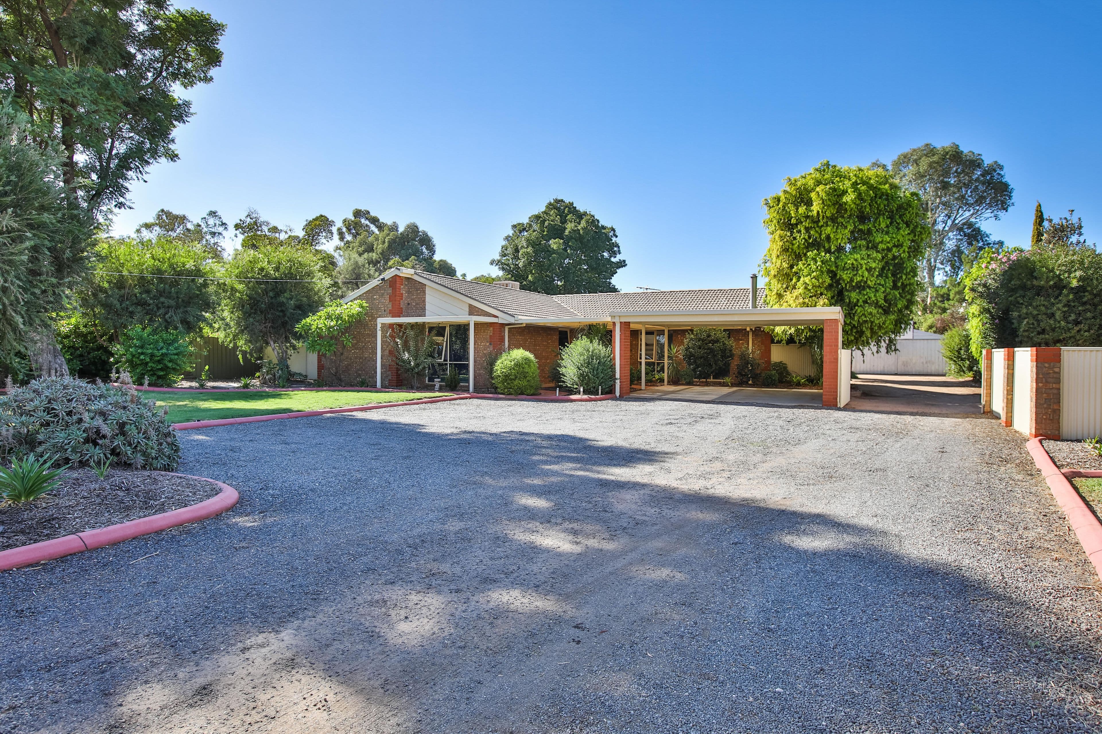 178-180 Flora Avenue, Mildura VIC 3500, Mildura - Image 1