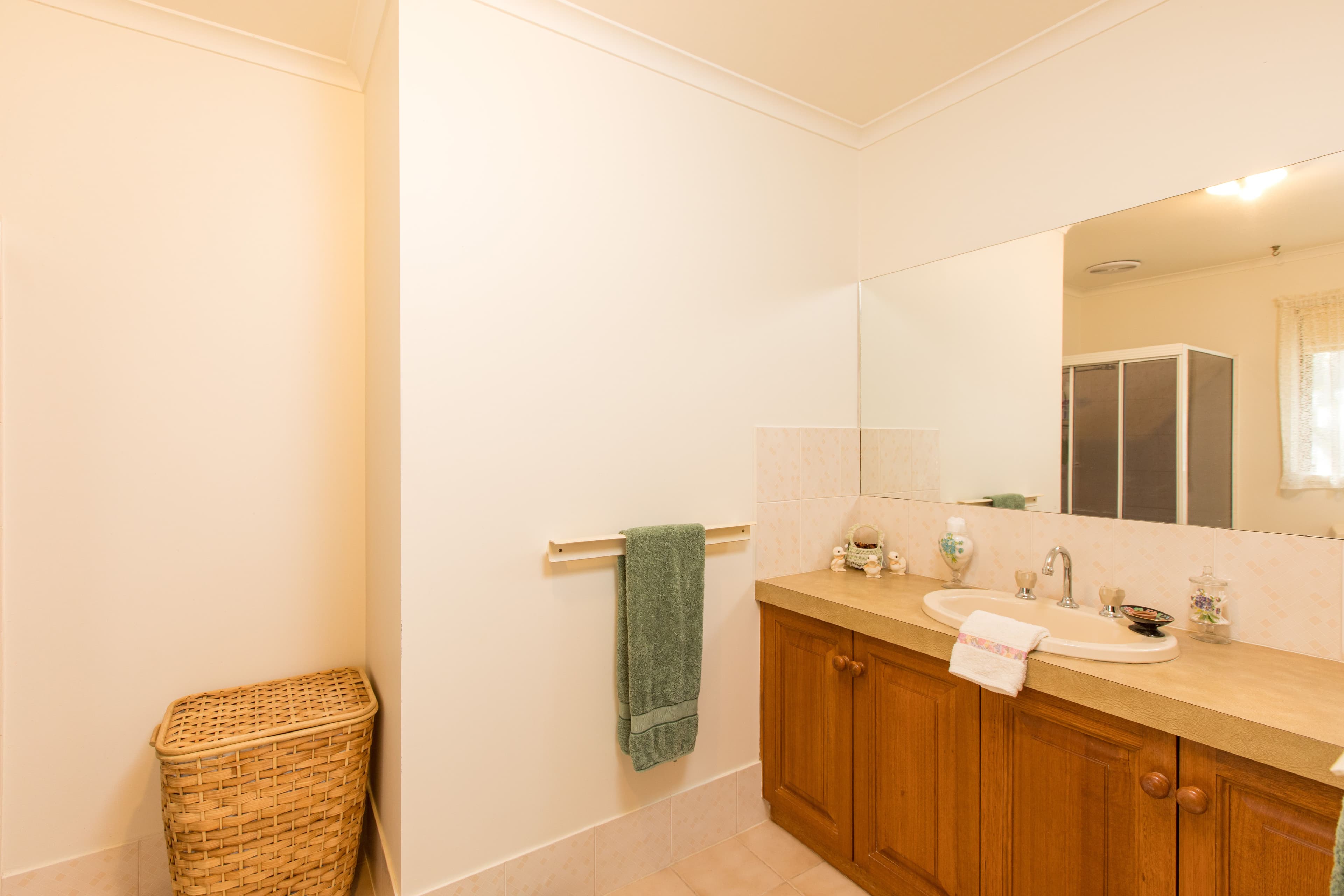 178-180 Flora Avenue, Mildura VIC 3500, Mildura - Thumbnail 3