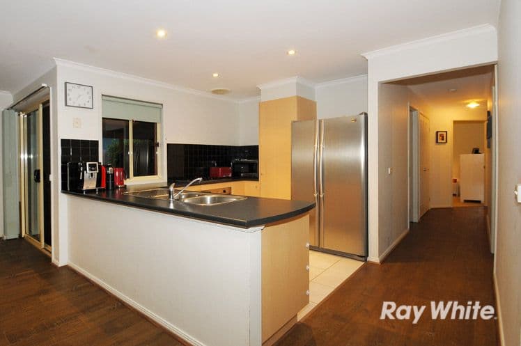 14 Wendel Court, CARRUM DOWNS VIC 3201, Carrum Downs - Thumbnail 2