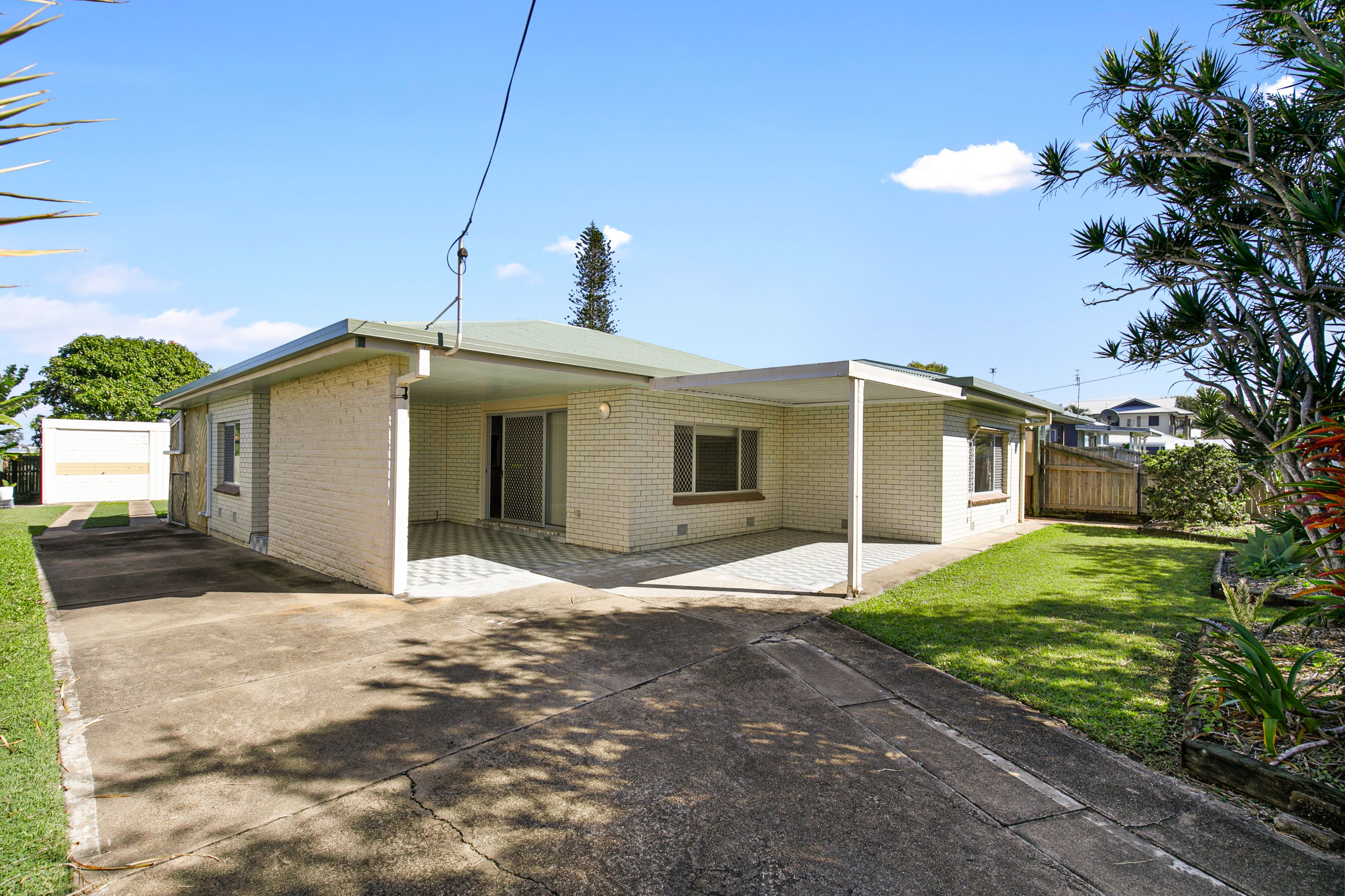 135 Long Street, Point Vernon QLD 4655, Point Vernon - Thumbnail 2
