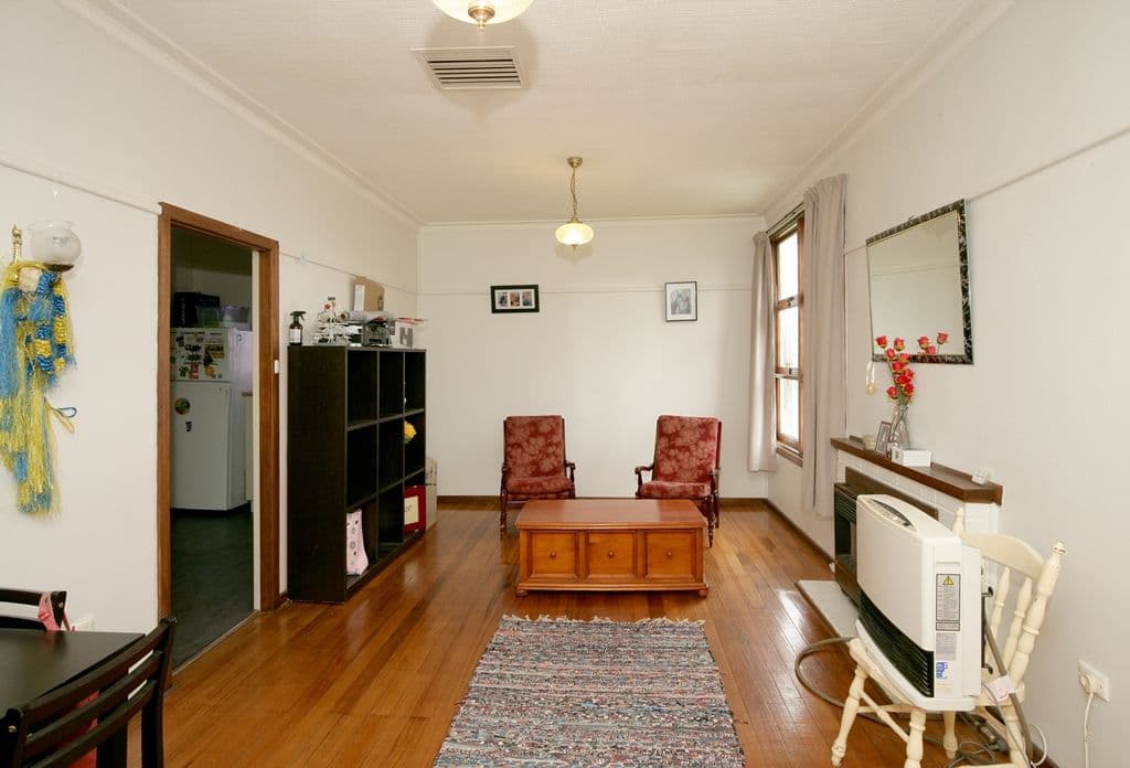 2 Fernleigh Road, Mount Austin NSW 2650, Mount Austin - Image 1