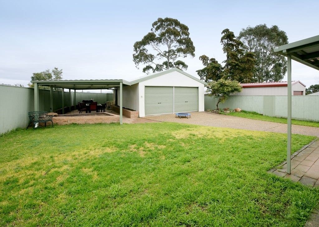 2 Fernleigh Road, Mount Austin NSW 2650, Mount Austin - Thumbnail 6