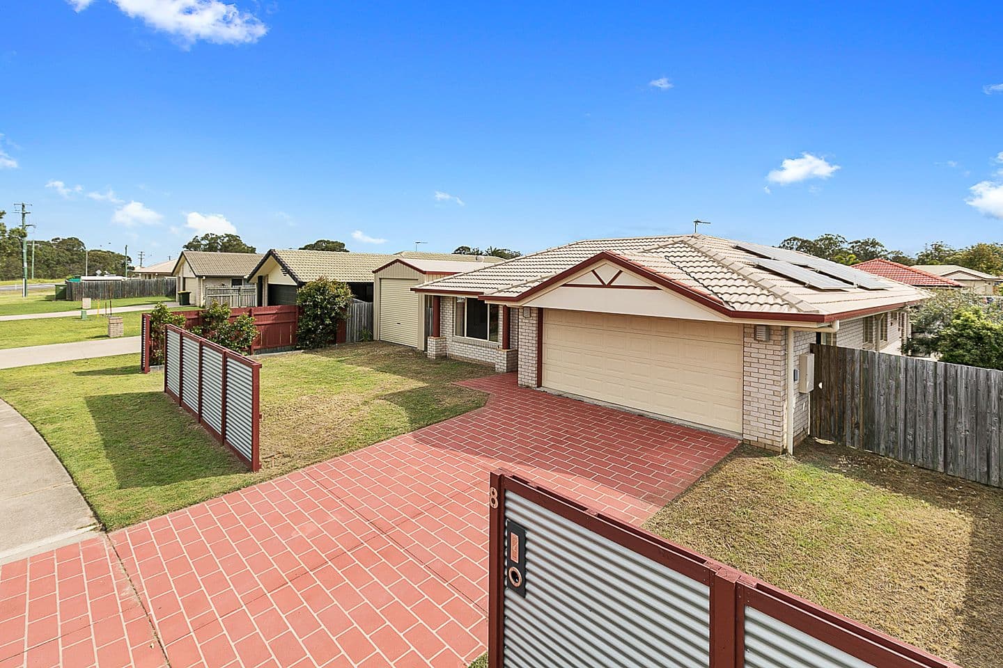 8 Emerald Park Way, Urangan QLD 4655, Urangan - Image 1