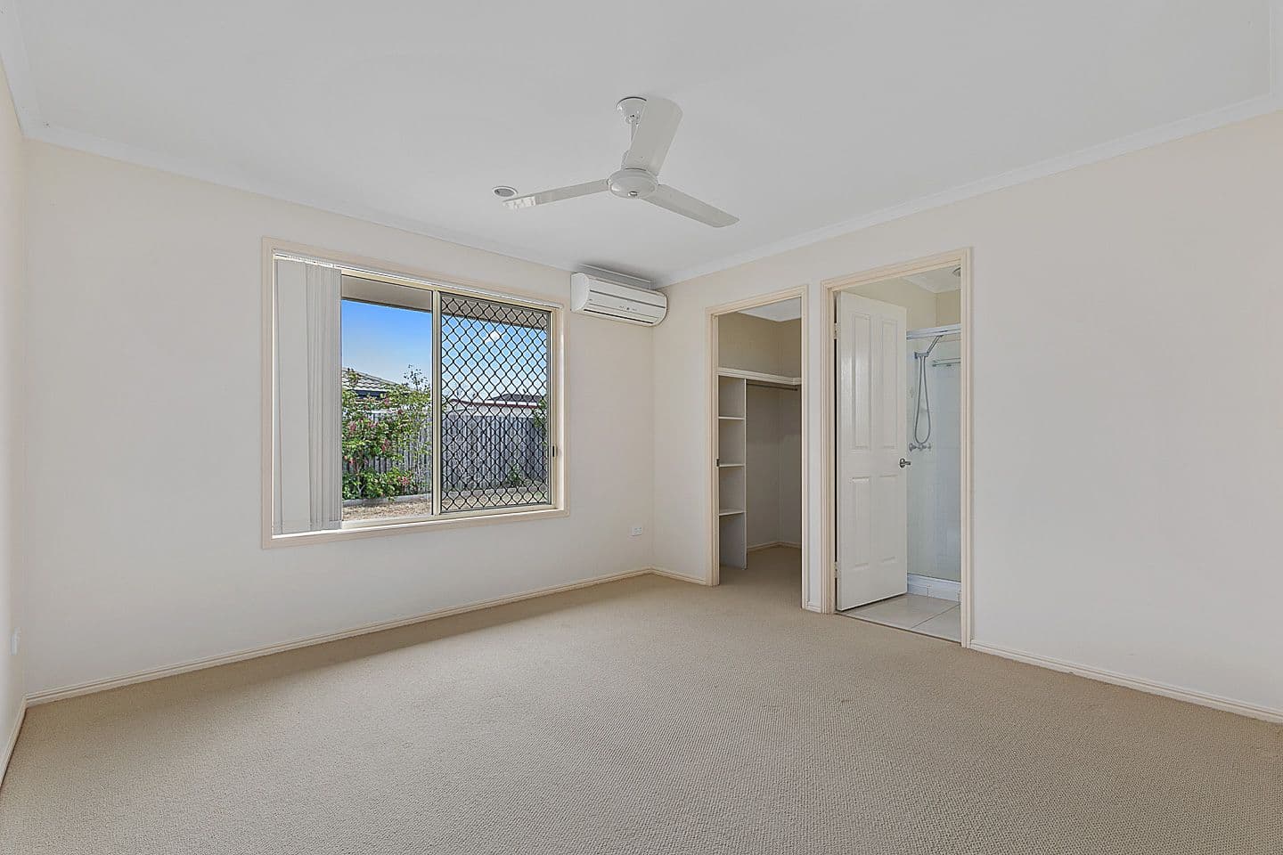 8 Emerald Park Way, Urangan QLD 4655, Urangan - Thumbnail 7