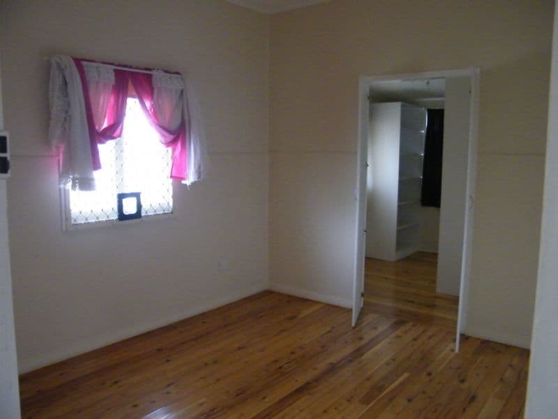 37 Wambo Street, CHINCHILLA QLD 4413, Chinchilla - Thumbnail 6