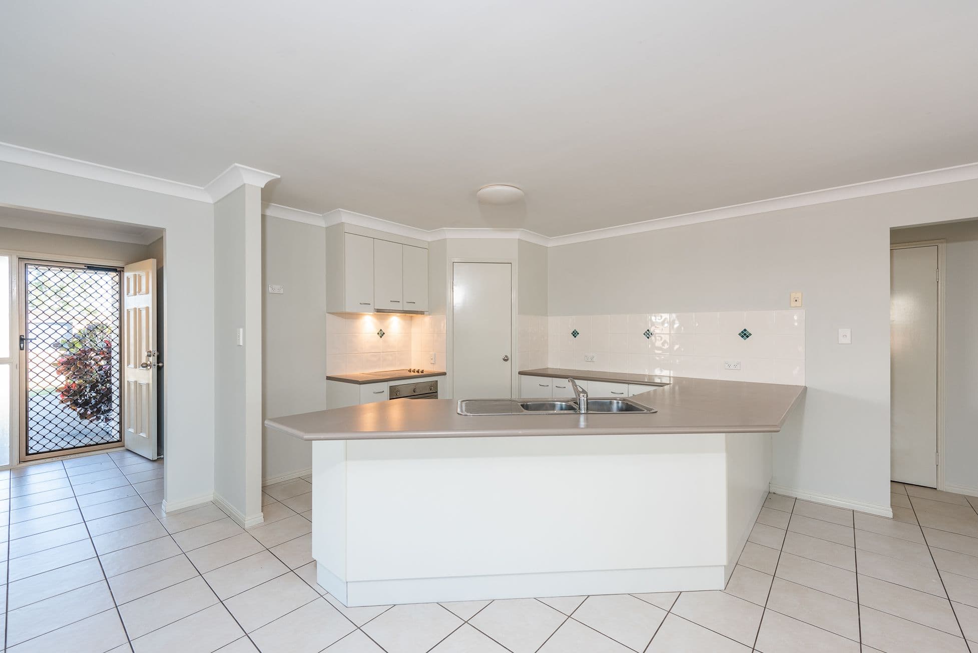 13 Hopton Place, Bundaberg North QLD 4670, Bundaberg North - Thumbnail 2