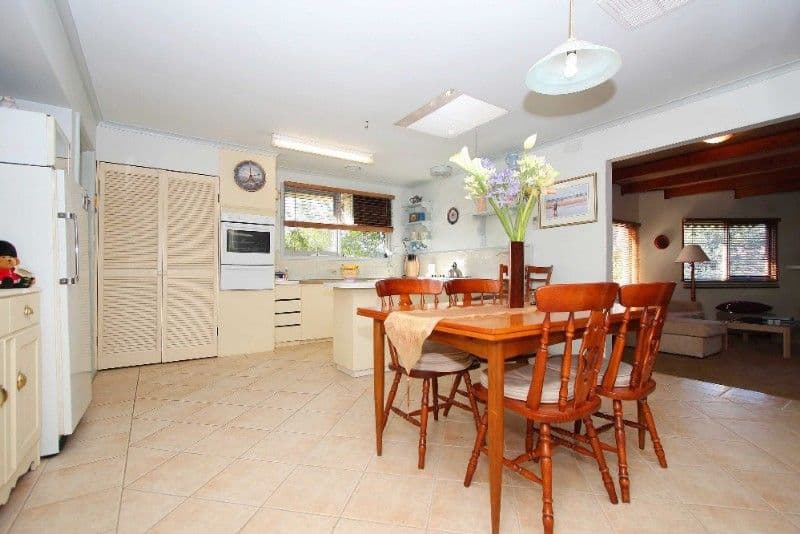 145 Cameron Parade, BUNDOORA VIC 3083, Bundoora - Thumbnail 3