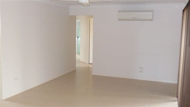 8 Balonne Drive, GLENVALE QLD 4350, Glenvale - Thumbnail 4