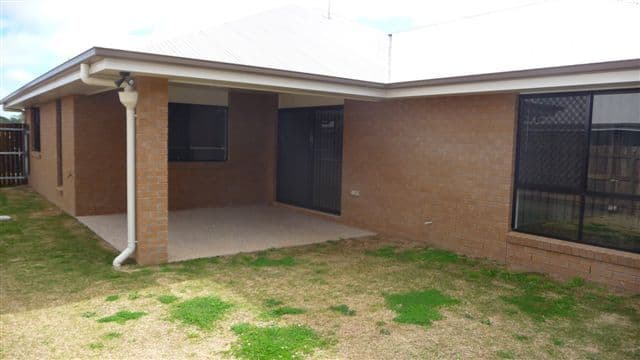 8 Balonne Drive, GLENVALE QLD 4350, Glenvale - Thumbnail 8
