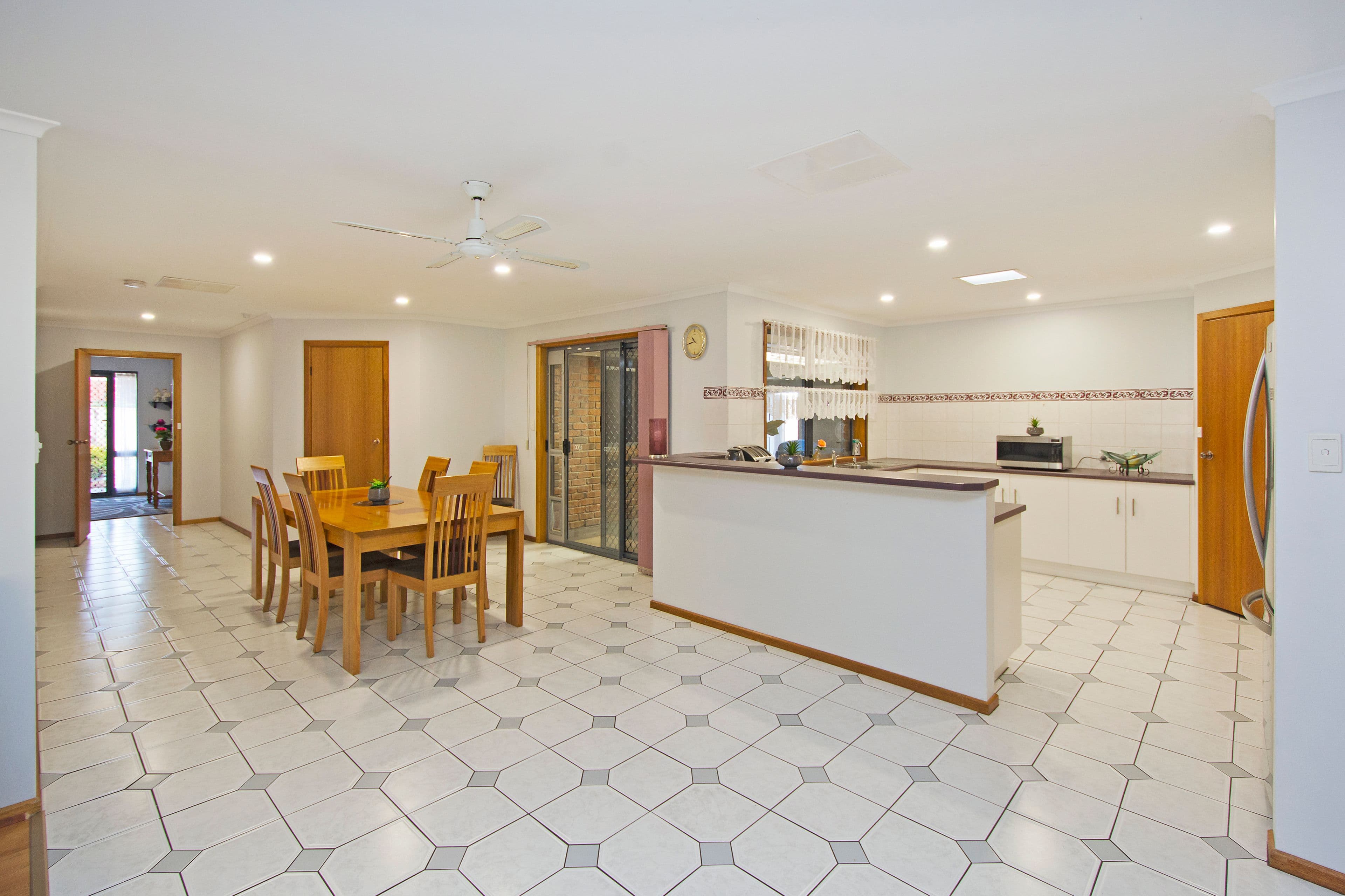 52 Sedgemoor Road, Craigmore SA 5114, Craigmore - Thumbnail 4