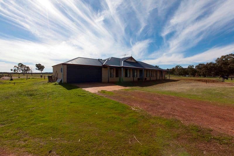152 Warbrook Road, BULLSBROOK WA 6084, Bullsbrook - Image 1