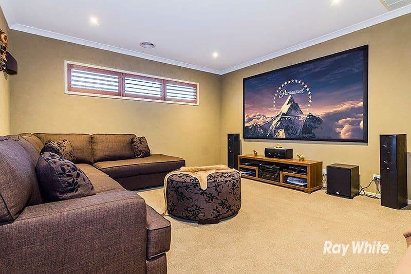 50 William Thwaites Boulevard, Cranbourne North VIC 3977, Cranbourne North - Thumbnail 3