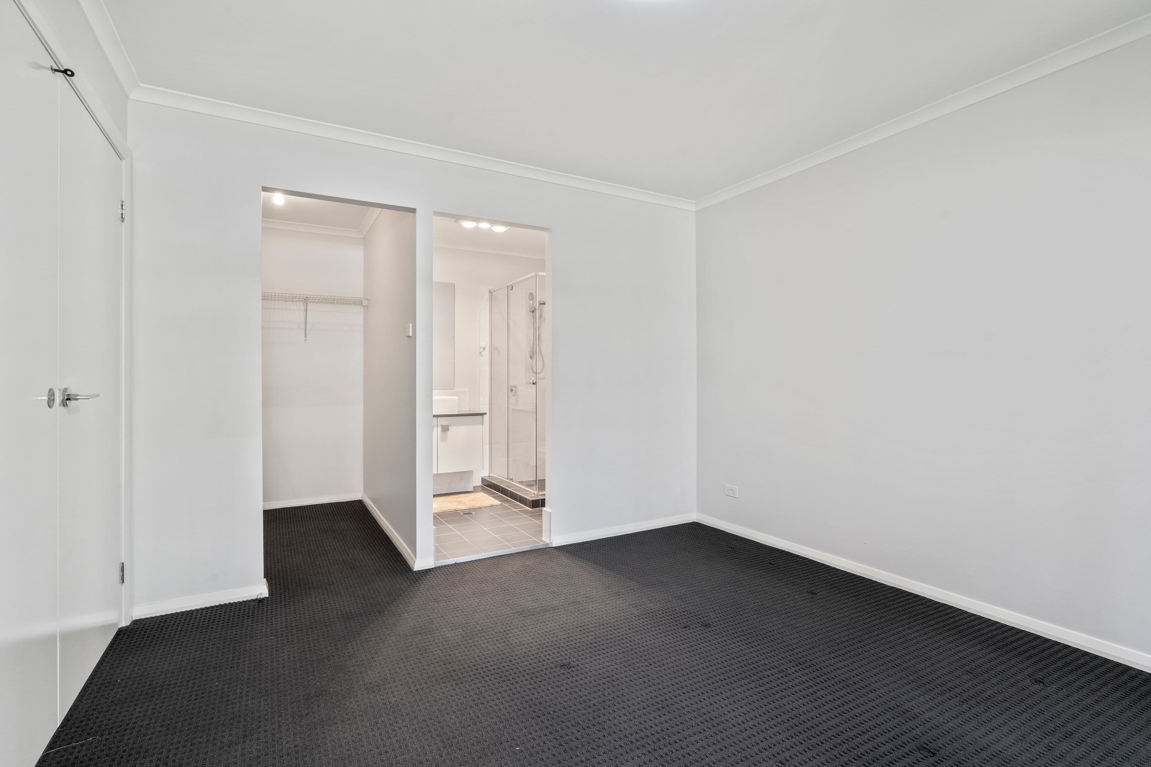 75 Commissioners Drive, Denham Court NSW 2565, Denham Court - Thumbnail 7