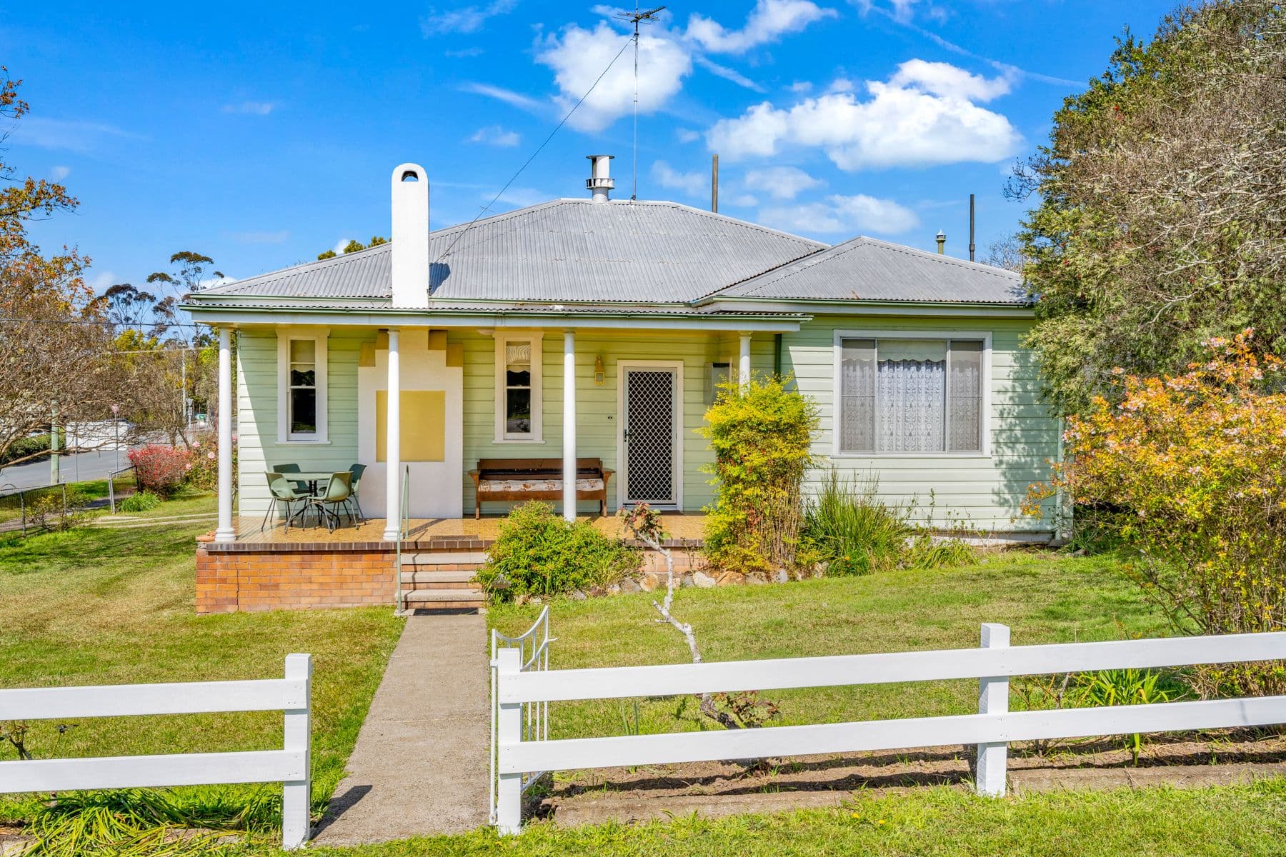 39 Queen Street, Gloucester NSW 2422, Gloucester - Image 1
