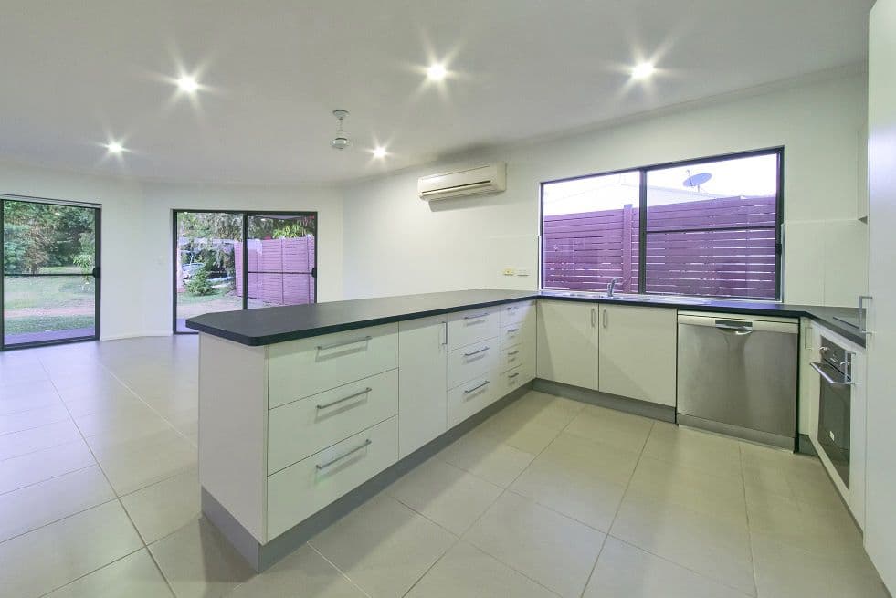 4 Waite Creek Court, Cannonvale QLD 4802, Cannonvale - Thumbnail 4
