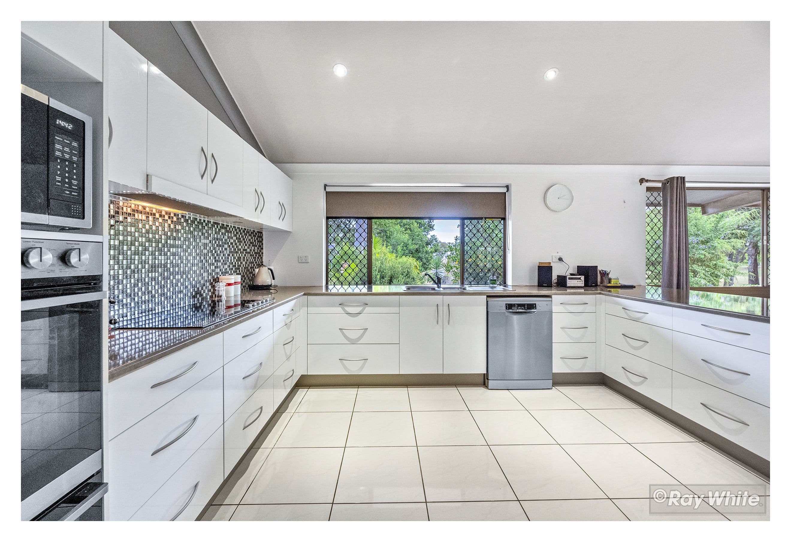22 Bunya Road, Rockyview QLD 4701, Rockyview - Thumbnail 7