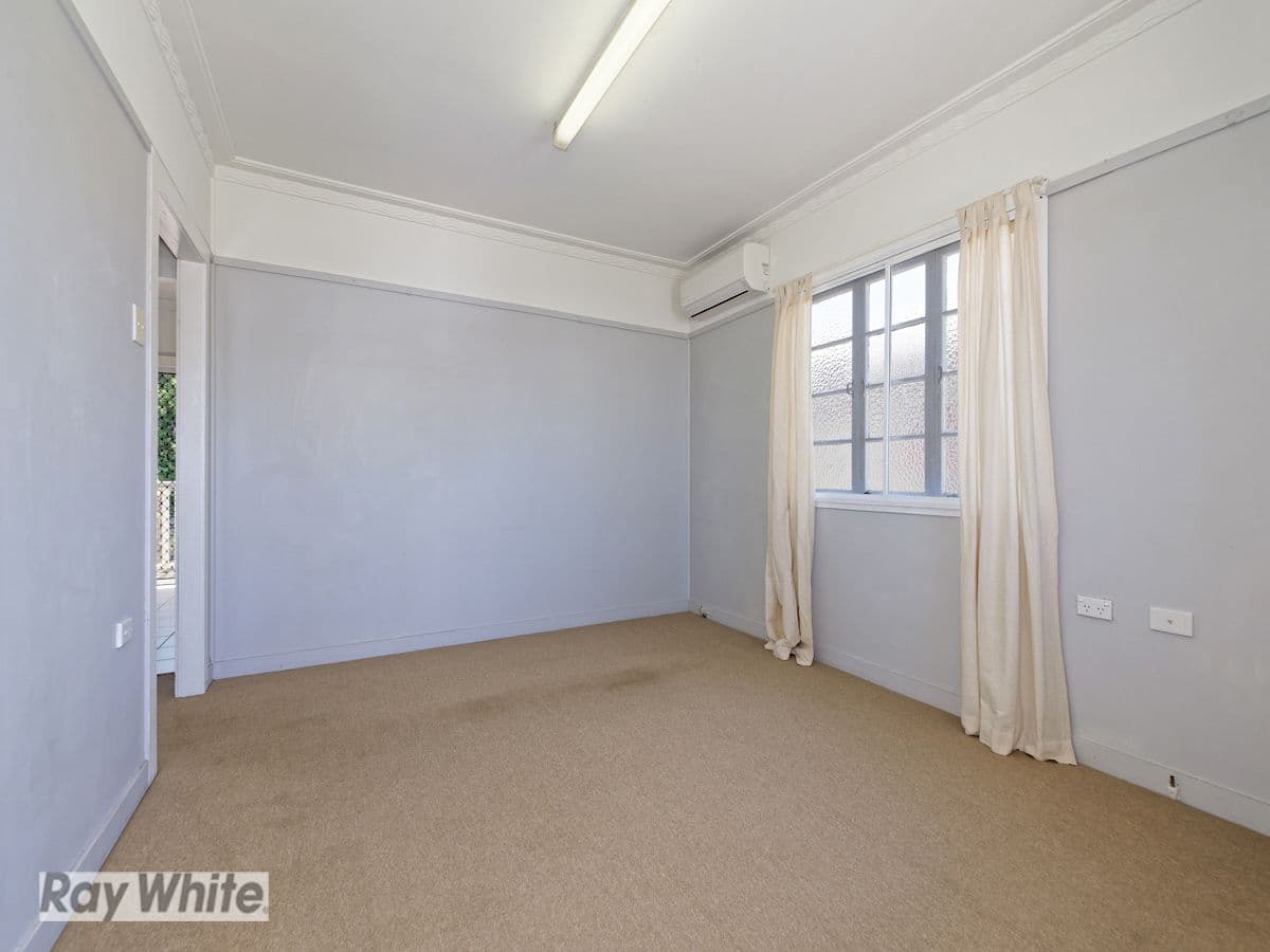 16 Murray Street, Sandgate QLD 4017, Sandgate - Thumbnail 8