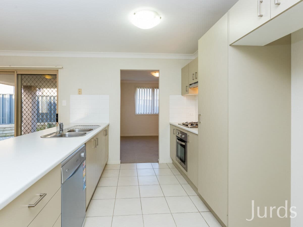 2 Shalistan Street, Cliftleigh, Cliftleigh - Thumbnail 4