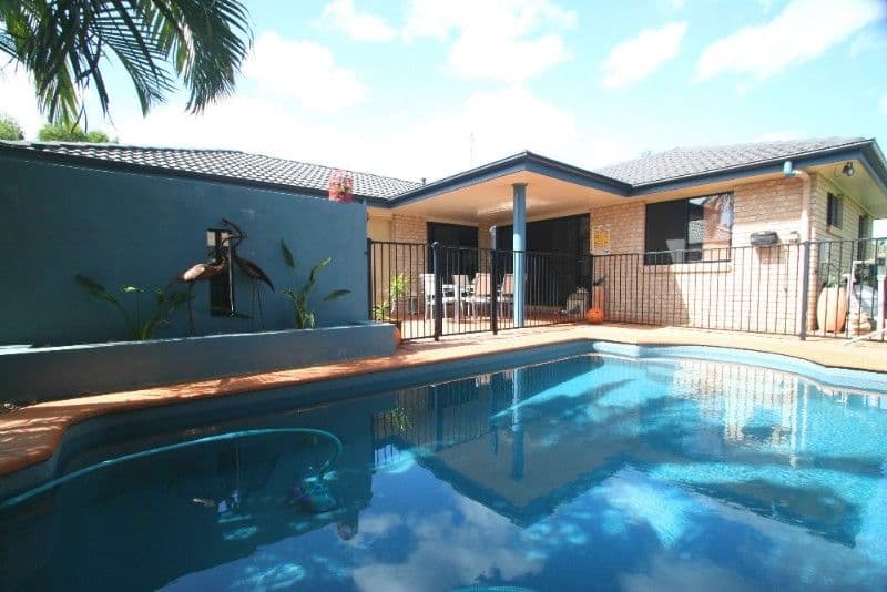 AVOCA QLD 4670, Avoca - Image 1