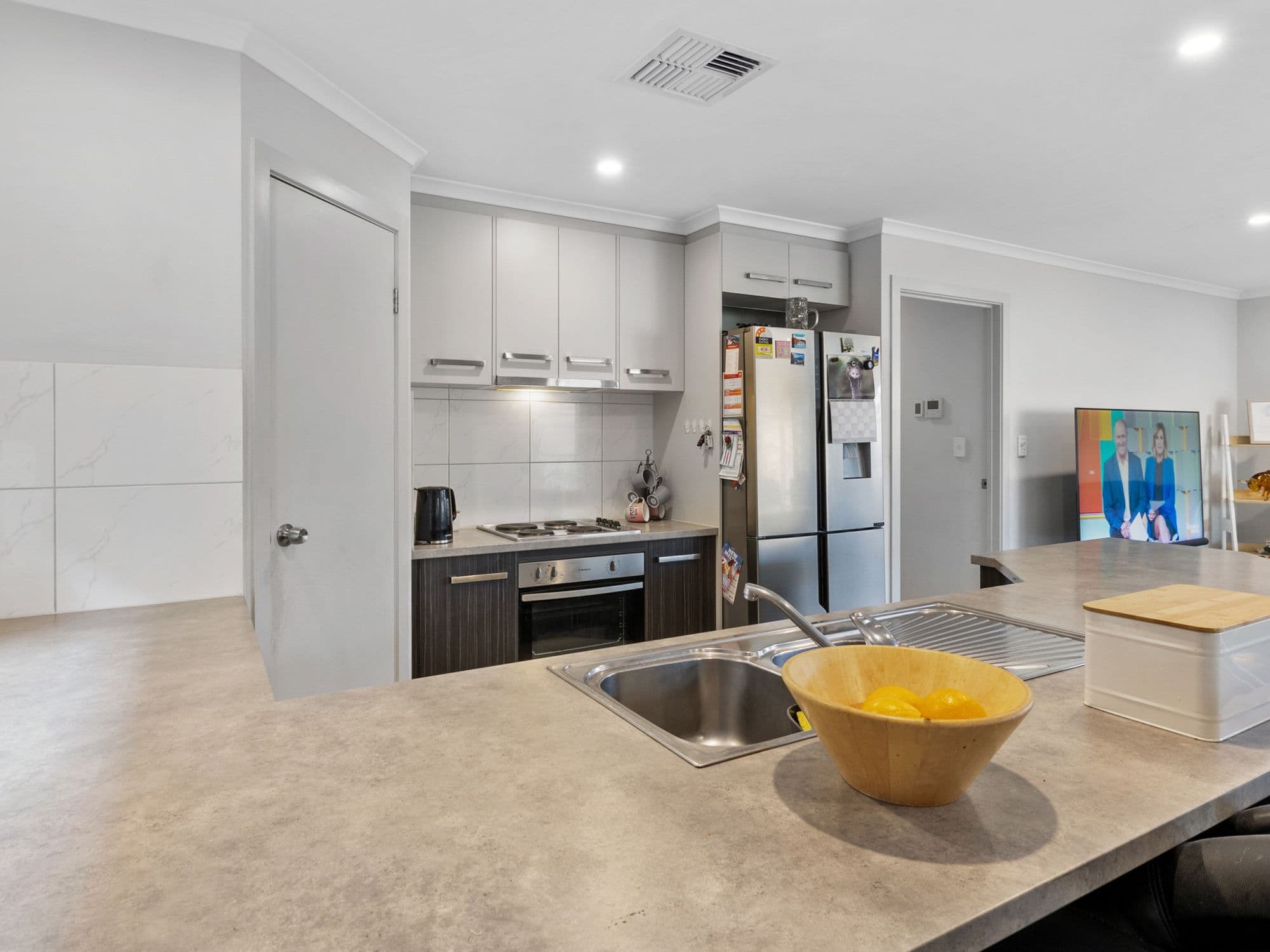 10 Triton Street, Seaford Meadows SA 5169, Seaford Meadows - Thumbnail 7