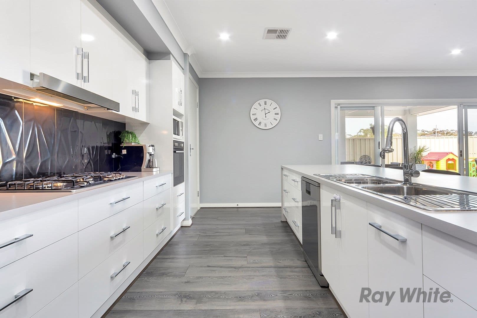 21 Gilmore Crescent, Wallaroo SA 5556, Wallaroo - Thumbnail 6