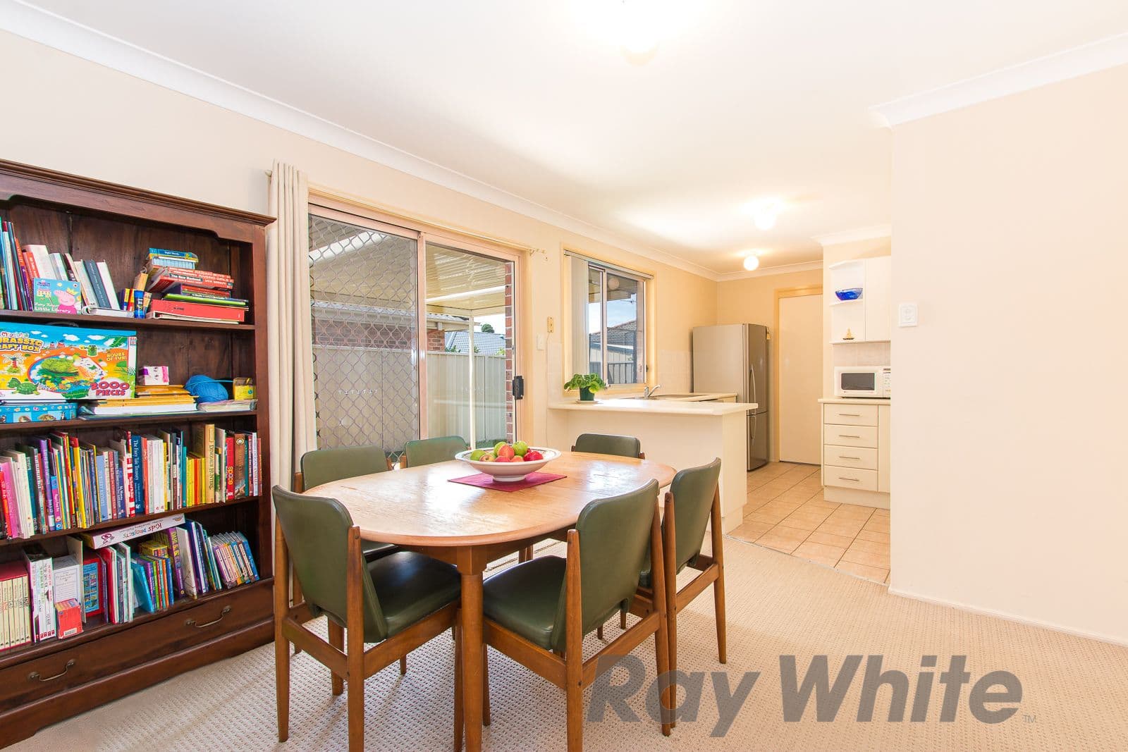 4 Hollingsford Crescent, Carrington - Thumbnail 8
