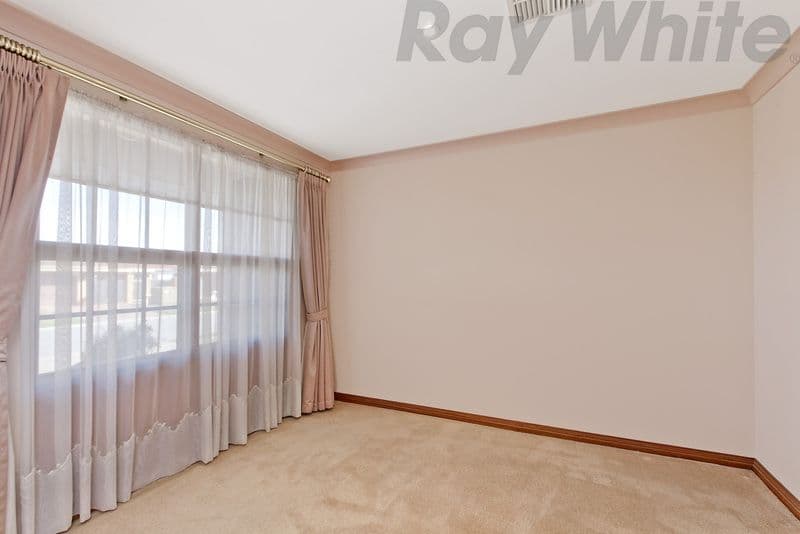 4 Hansen Court, WEST LAKES SHORE SA 5020, West Lakes Shore - Thumbnail 4