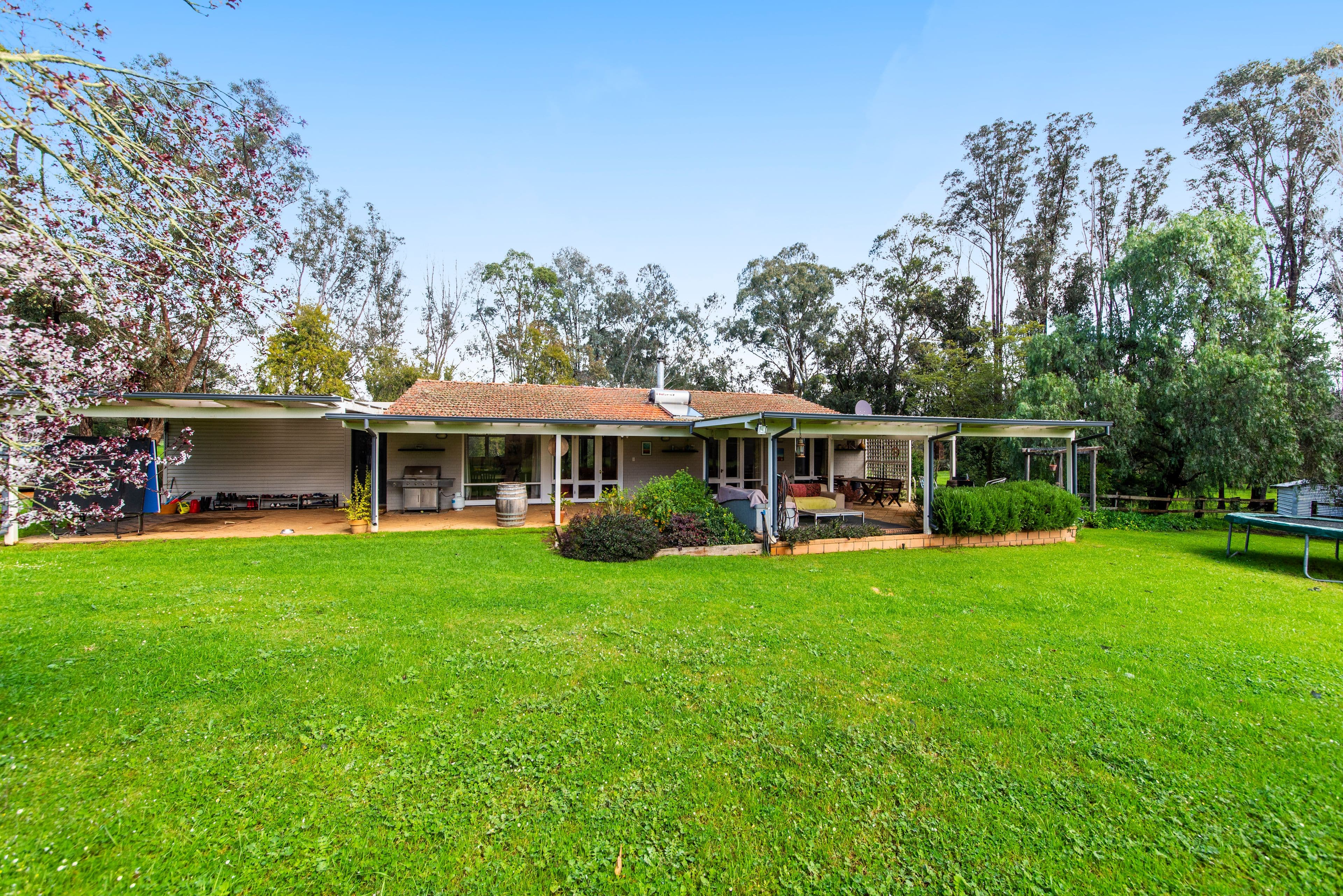 11 East Nannup Road, Nannup WA 6275, East Nannup - Thumbnail 6