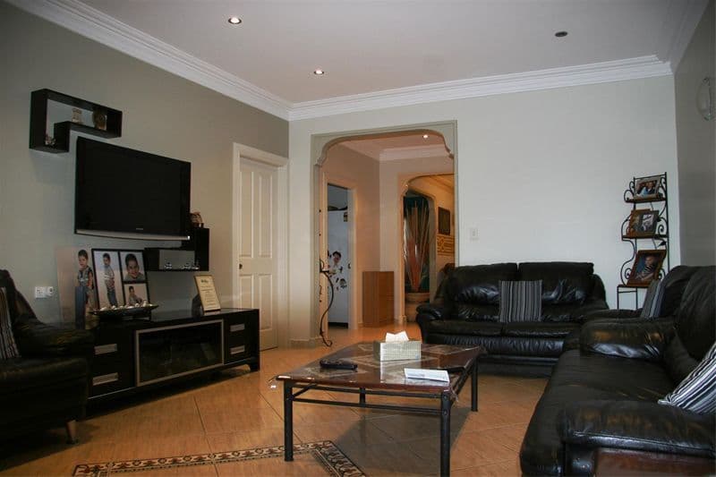 13 ROBERTSON Street, GRANVILLE NSW 2142, Granville - Thumbnail 6