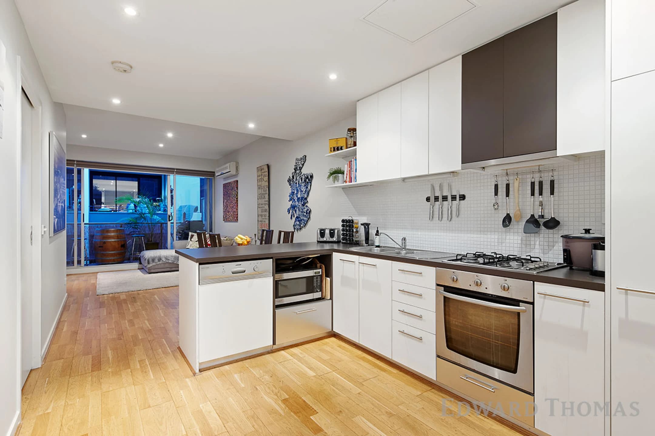 315 / 54 Nott Street, Port Melbourne VIC 3207, Port Melbourne - Thumbnail 6