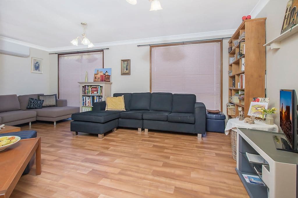 46 Seaeagle Crescent, Green Valley - Thumbnail 3