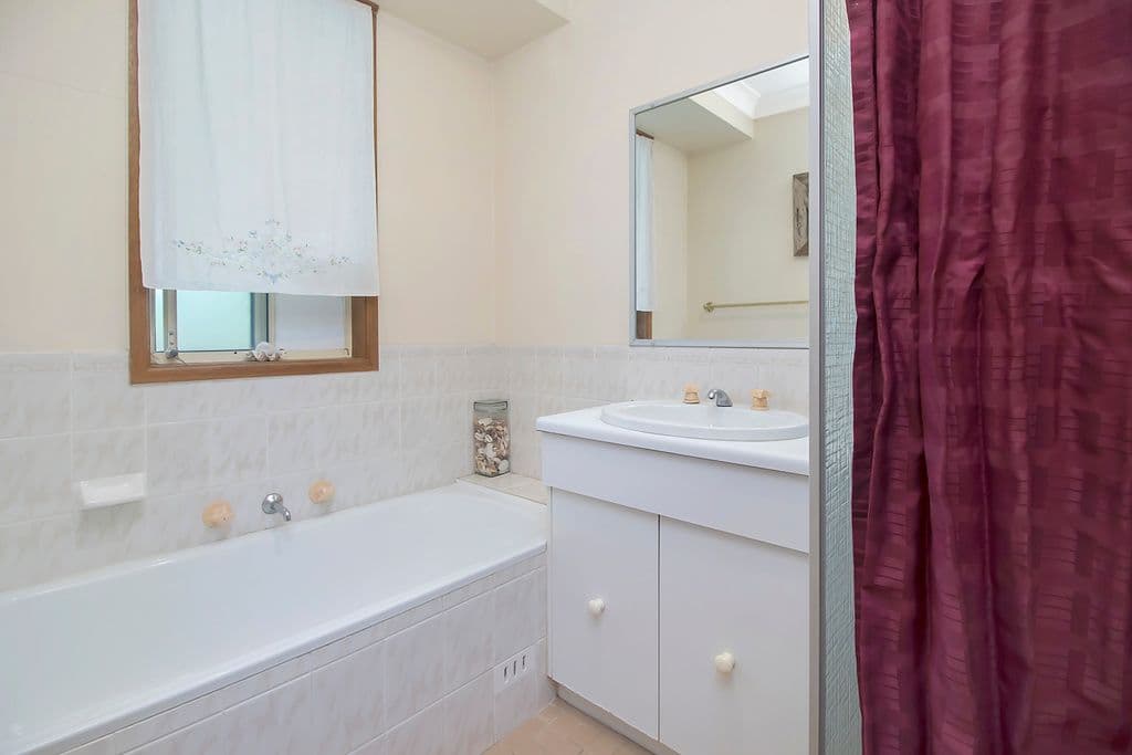 46 Seaeagle Crescent, Green Valley - Thumbnail 7